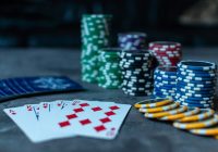 Cara Main Kartu Poker Online